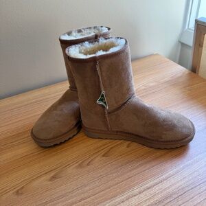 Women's Classic Short Ugg boot